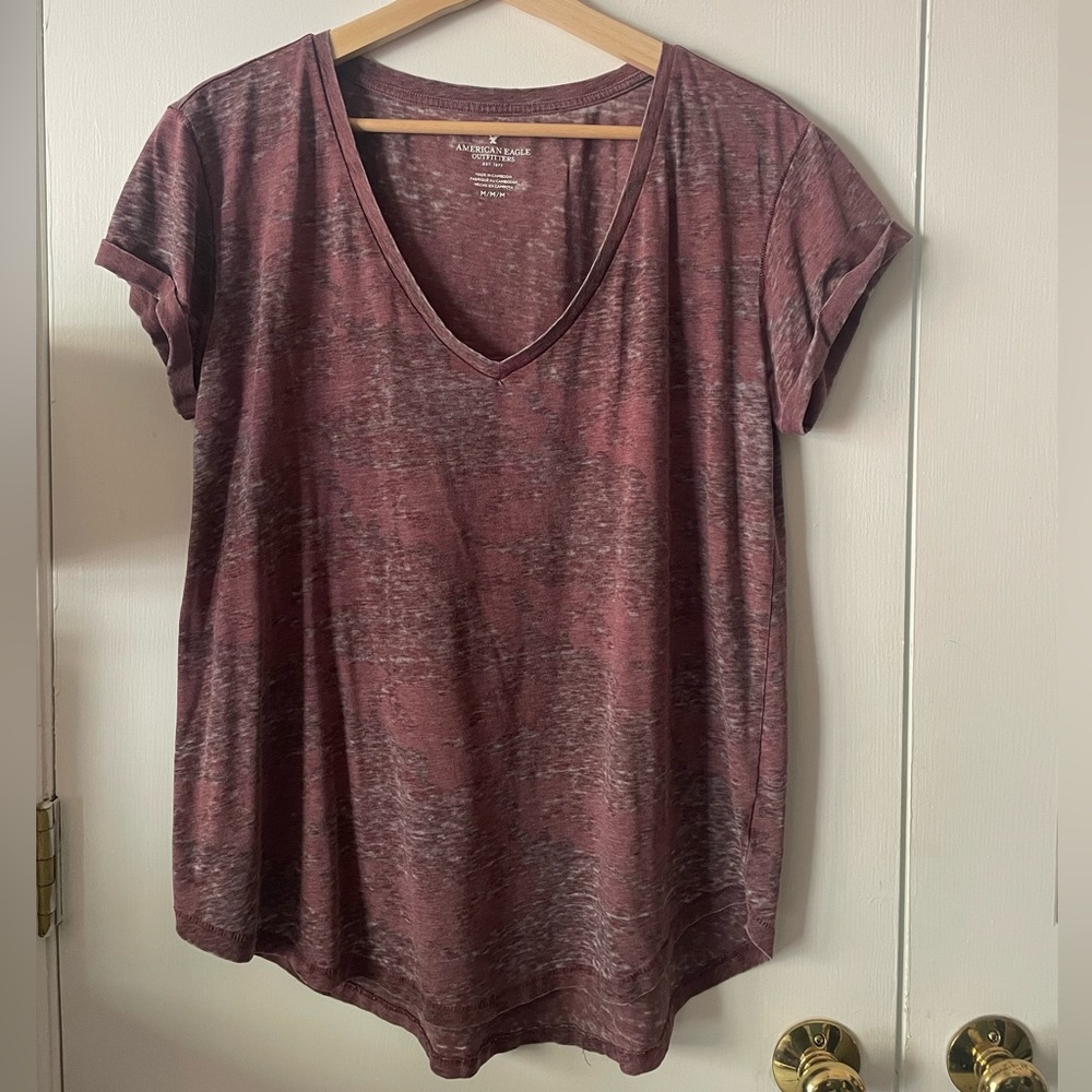 American Eagle V-Neck Short Sleeve Tee Shirt